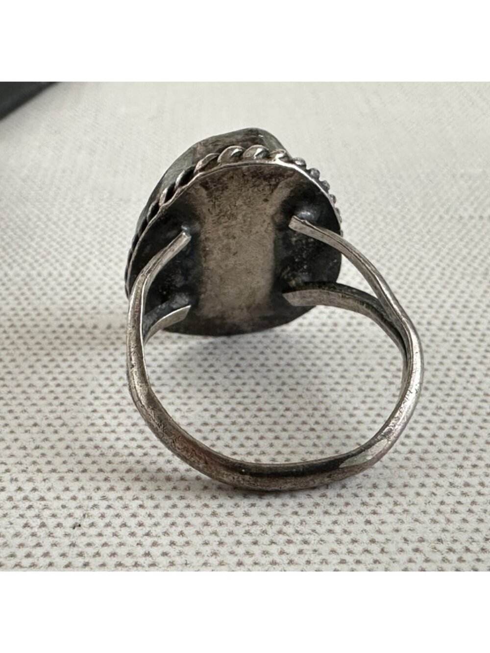 1970s Southwestern Sterling Silver Turquoise Ring Rope Bezel Size 7 - Picture 5 of 6